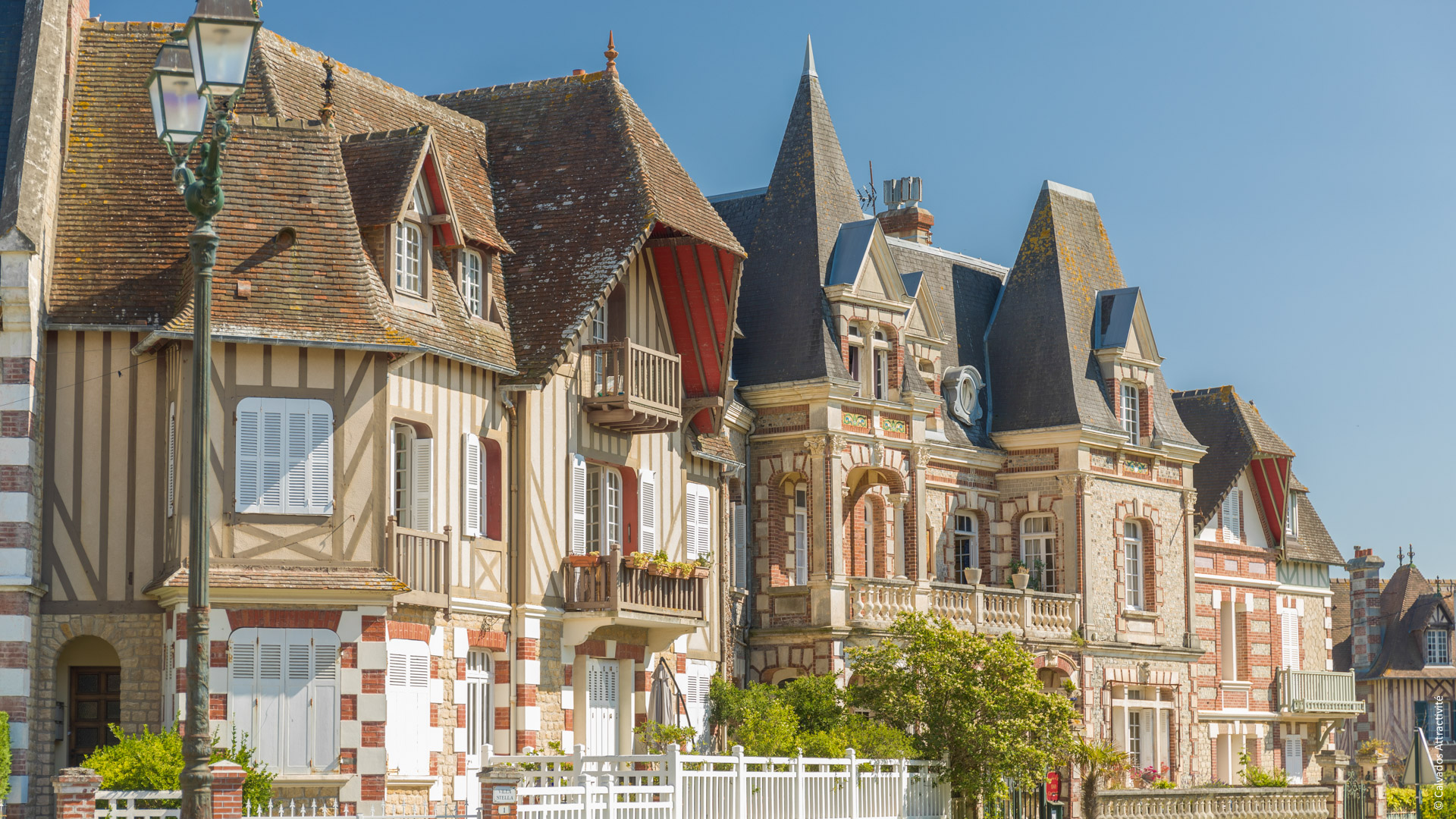 maisons à colombages typiques de Normandie