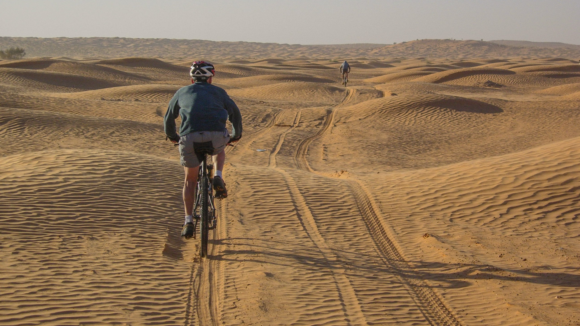 cap sur le désert du Sahara à VTT !