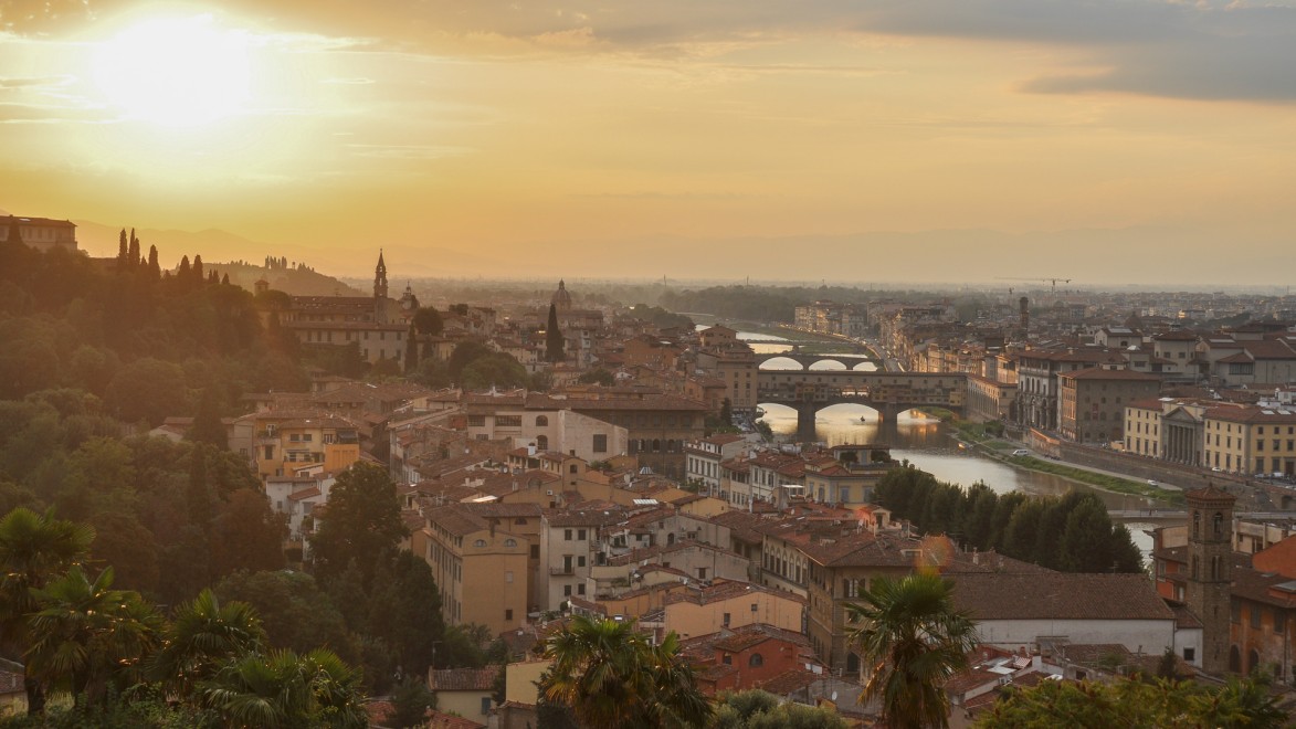 vue sur Florence, le fleuve Arno et le ponte Vecchio