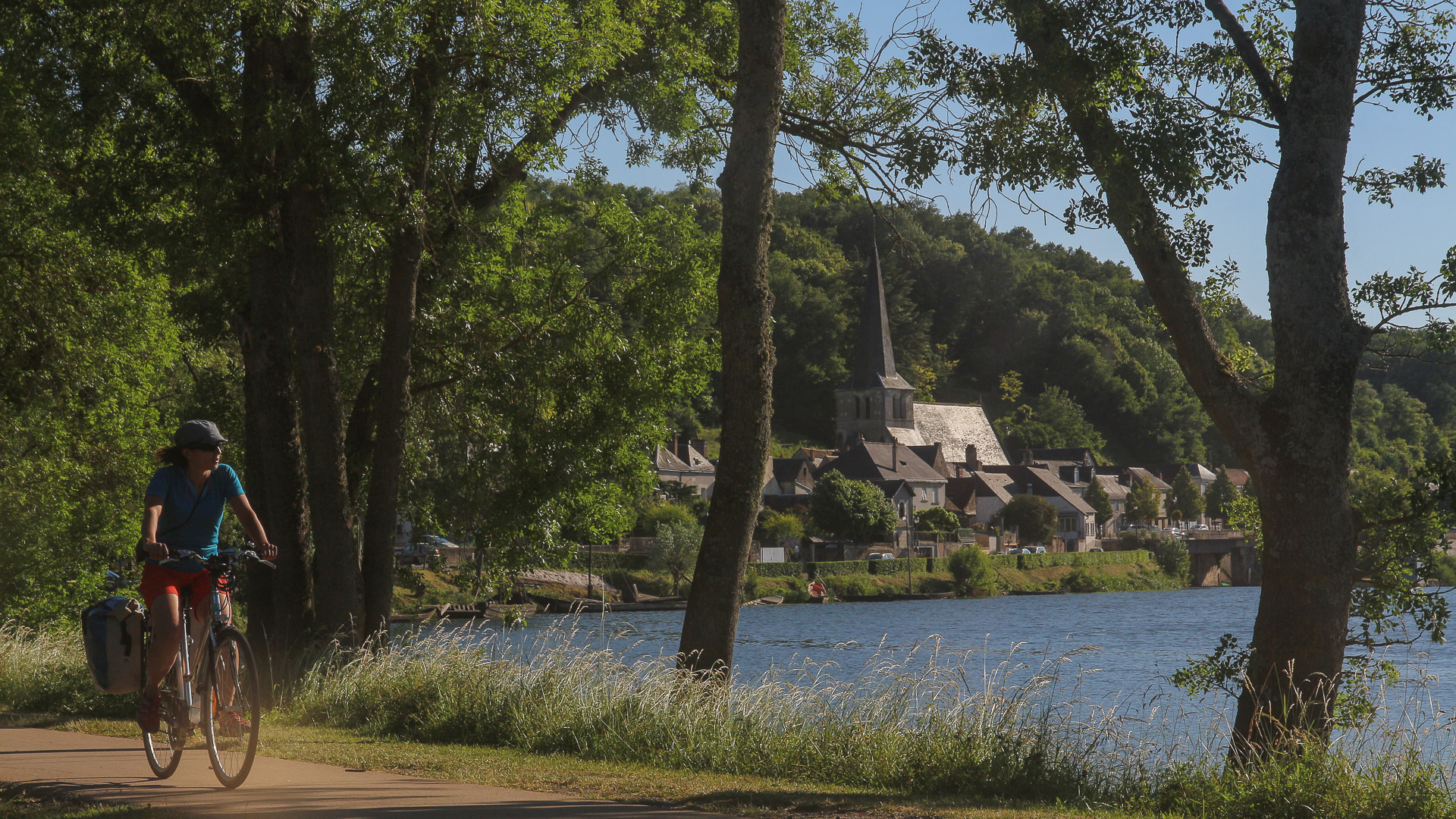 les bords de Loire avec des villages accueillants