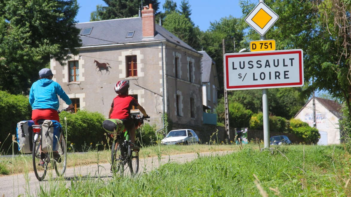 à vélo en famille sur la Loire à vélo