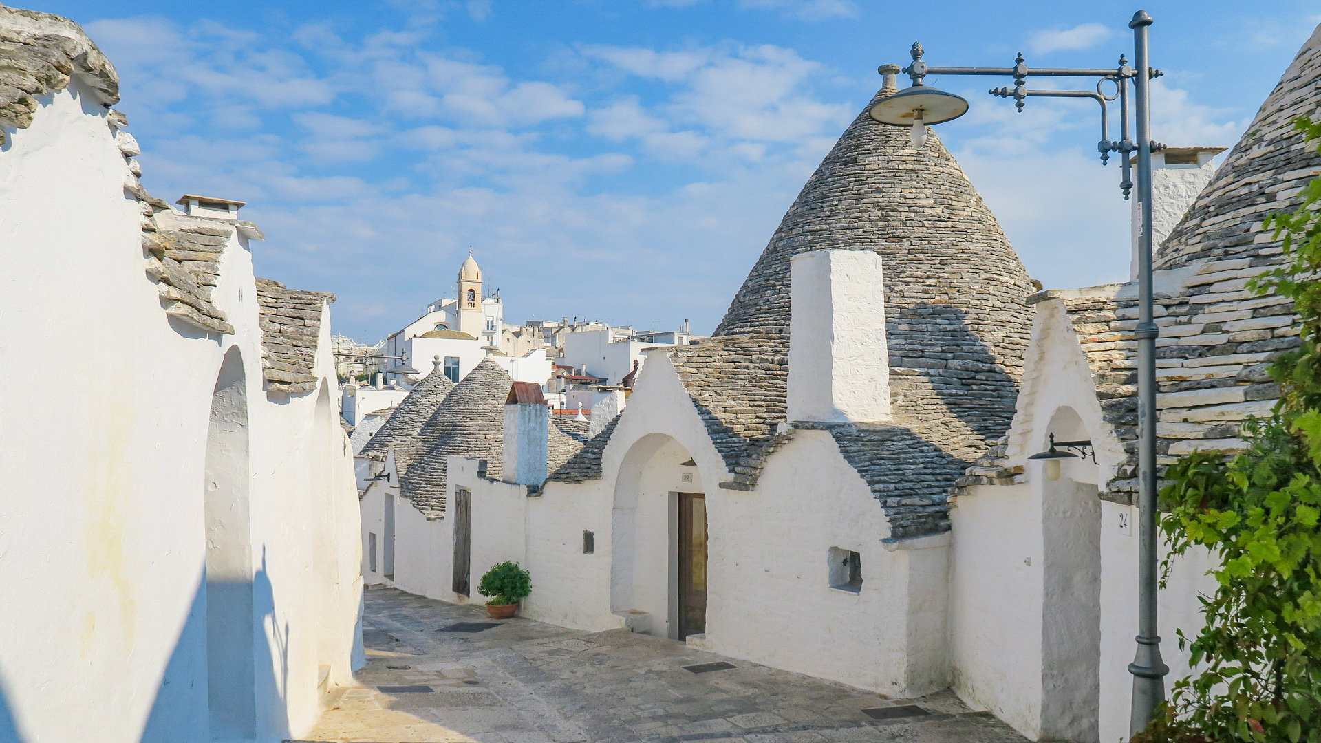 trulli d'Alberobello petit village typique des pouilles
