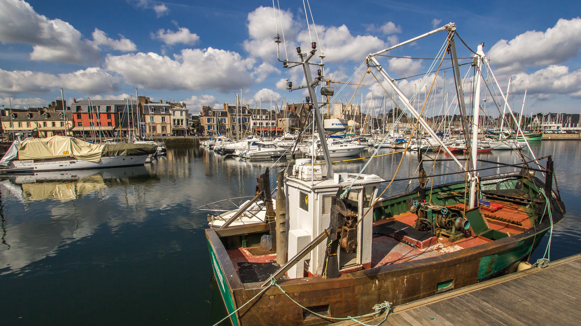 le port de Saint Brieuc, point de départ du circuit vélo