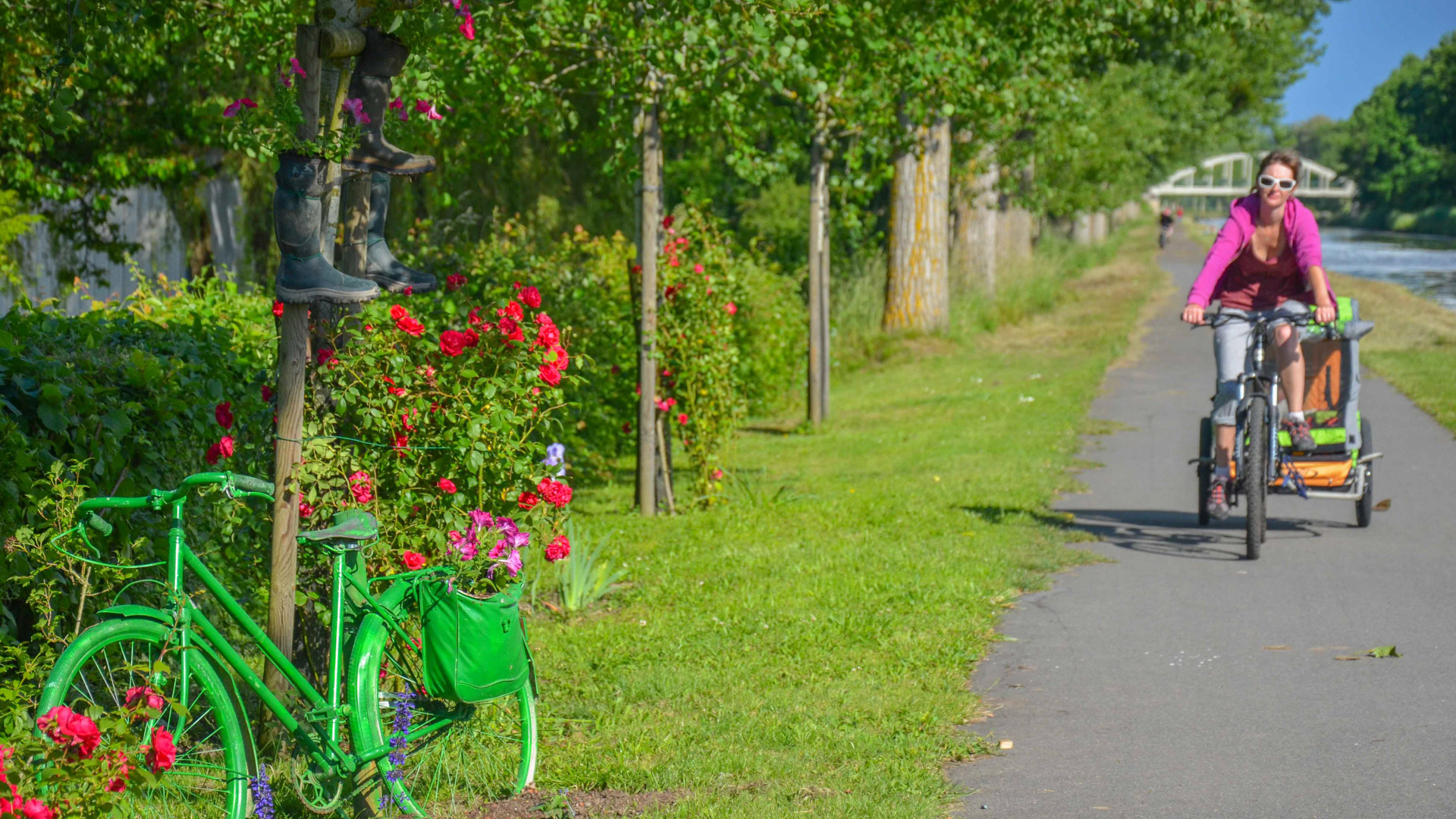 voie verte fleurie en Bourgogne