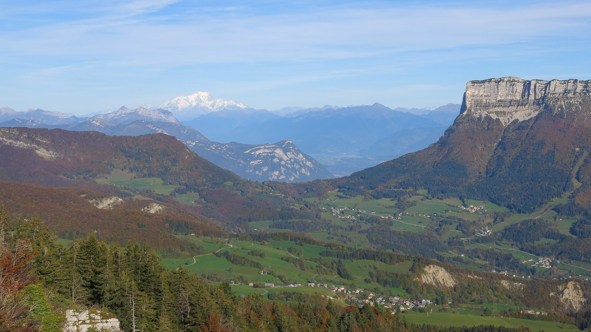 sommet de Chartreuse avec vue sur le Mont Blanc