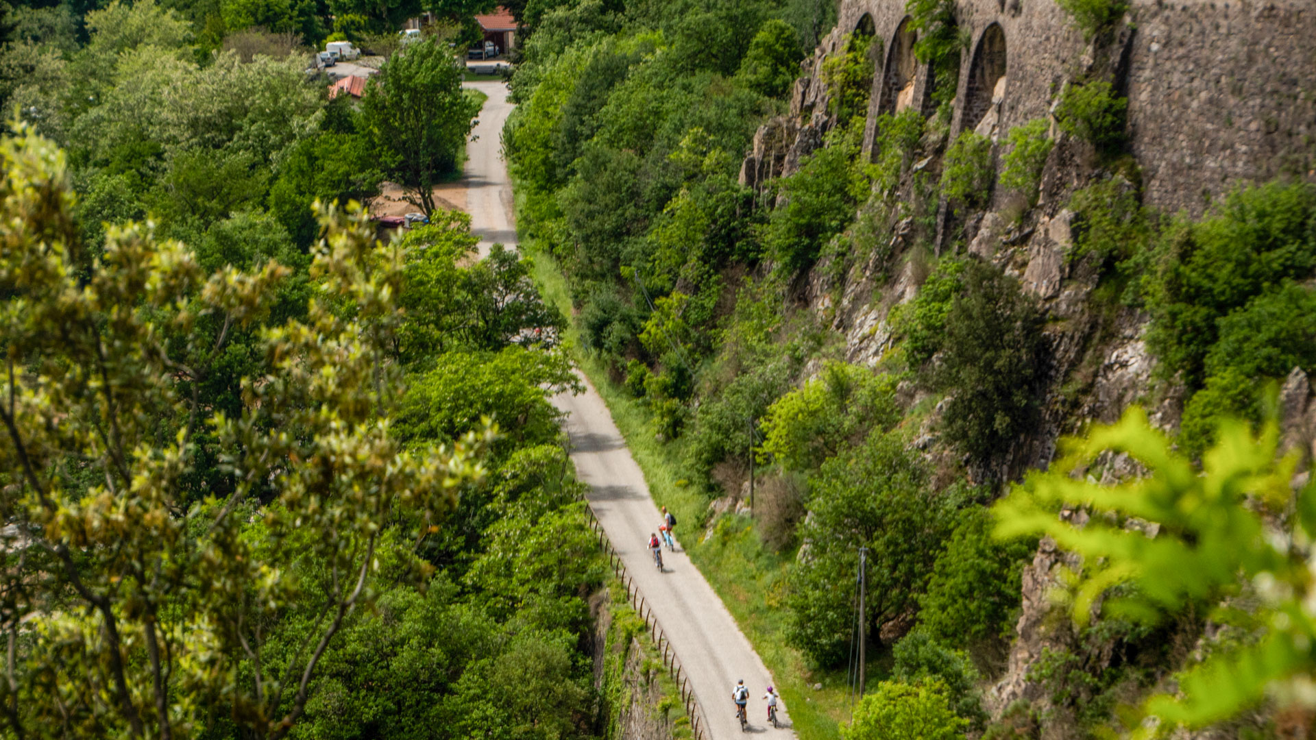 vue de la Dolce Via, célèbre piste cyclable d'Ardèche