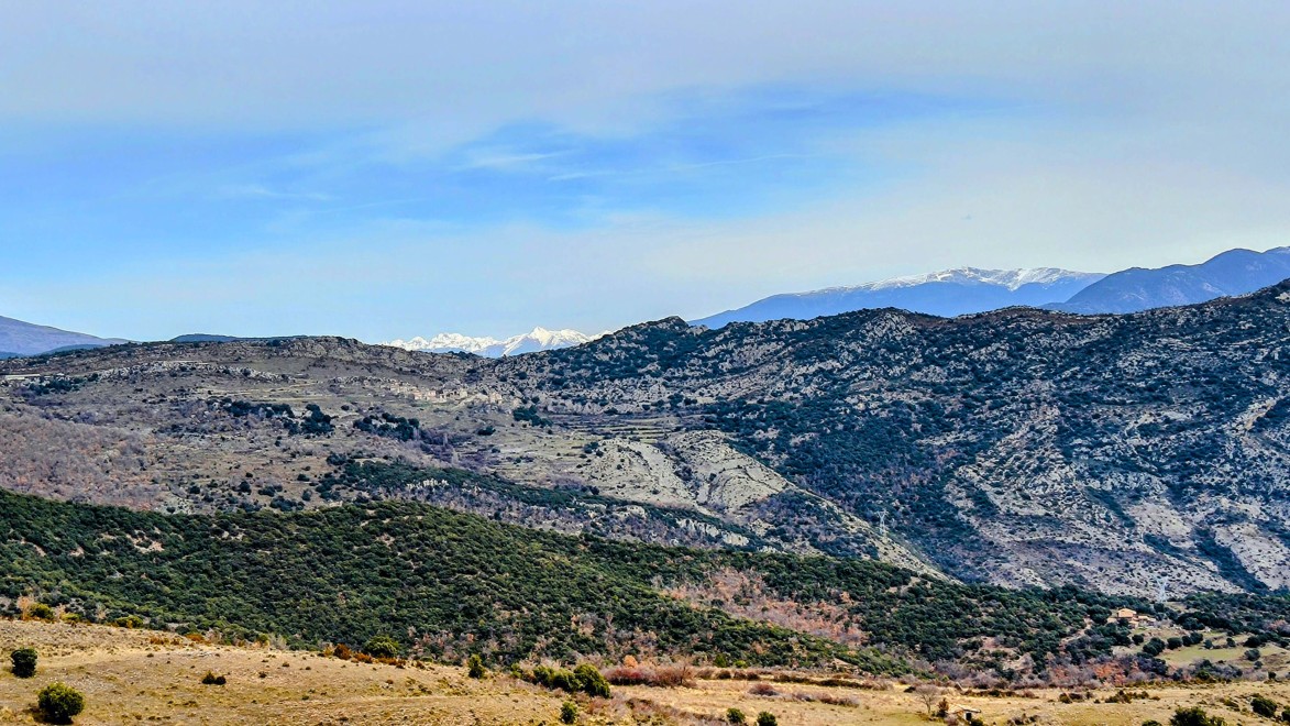 vue sur les sommets des pyrénnées