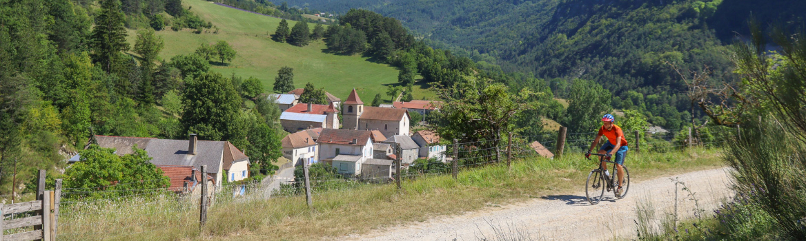 Vélo gravel sur les pistes du massif de la Chartreuse